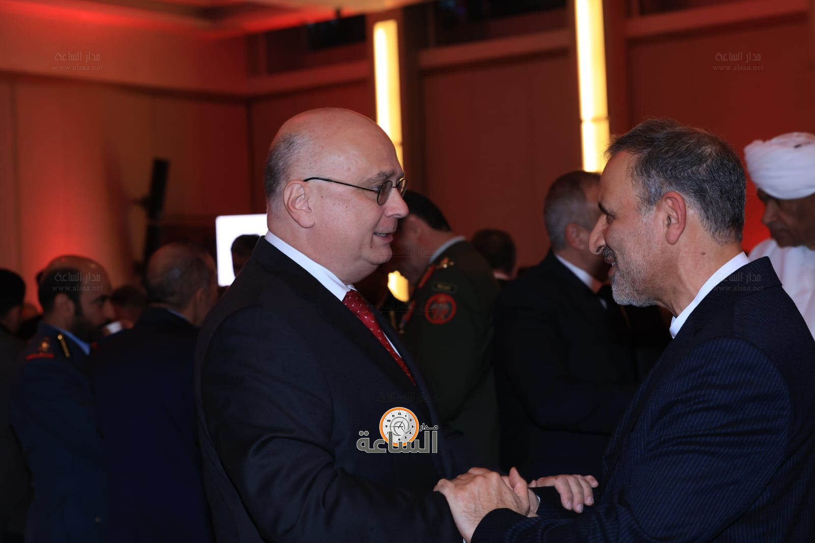 Madar Al-Saa Images 0.037418261486200644