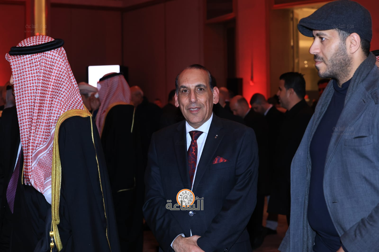 Madar Al-Saa Images 0.8495422806497639