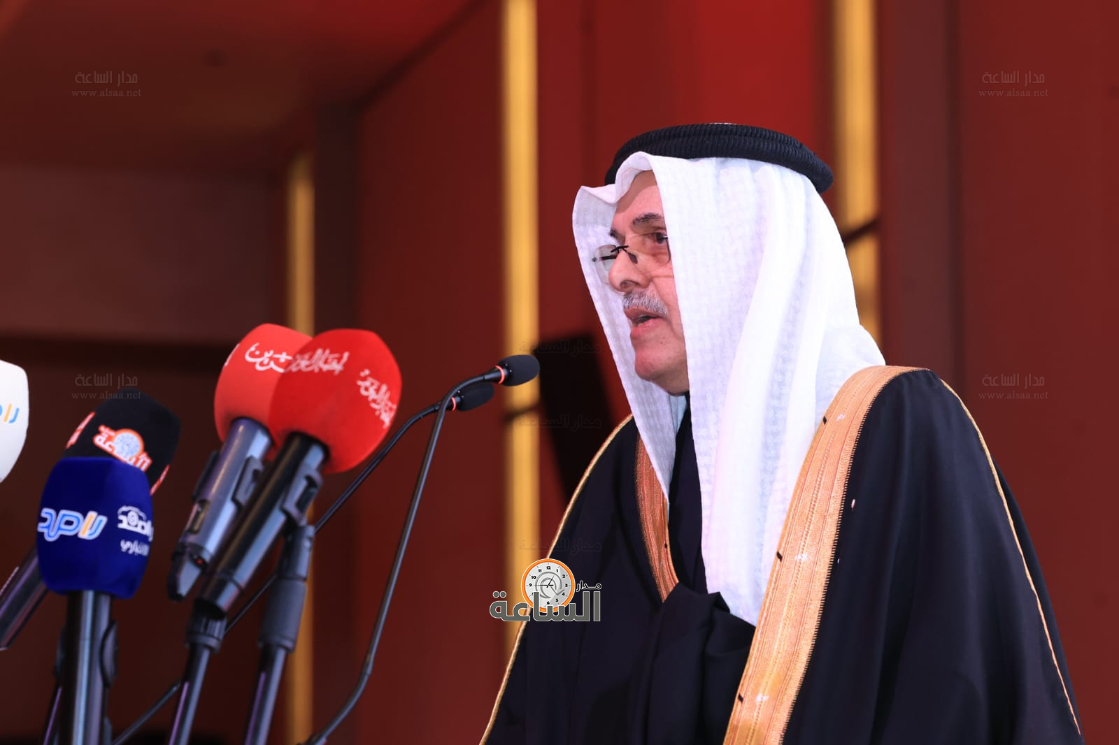 Madar Al-Saa Images 0.003350565531514138