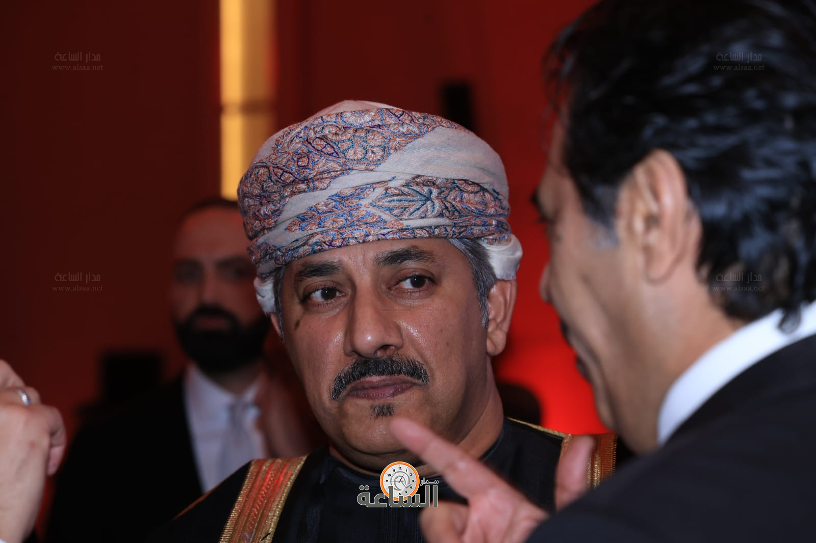 Madar Al-Saa Images 0.47949653520434155