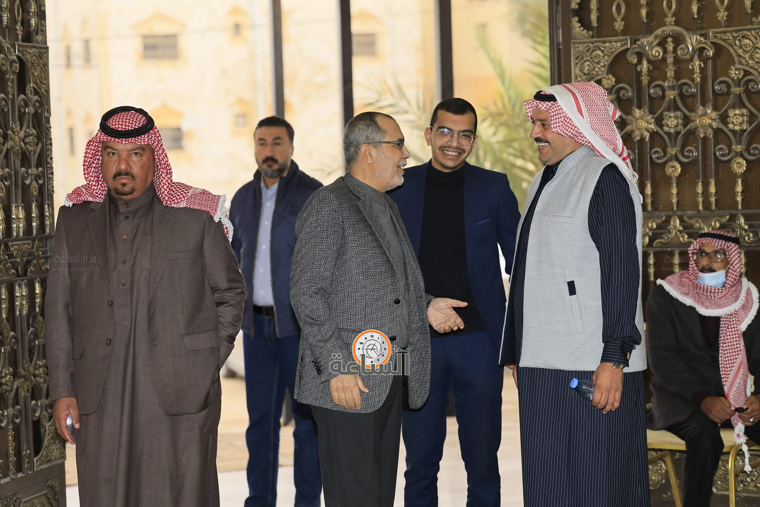 Madar Al-Saa Images 0.7498901452178718