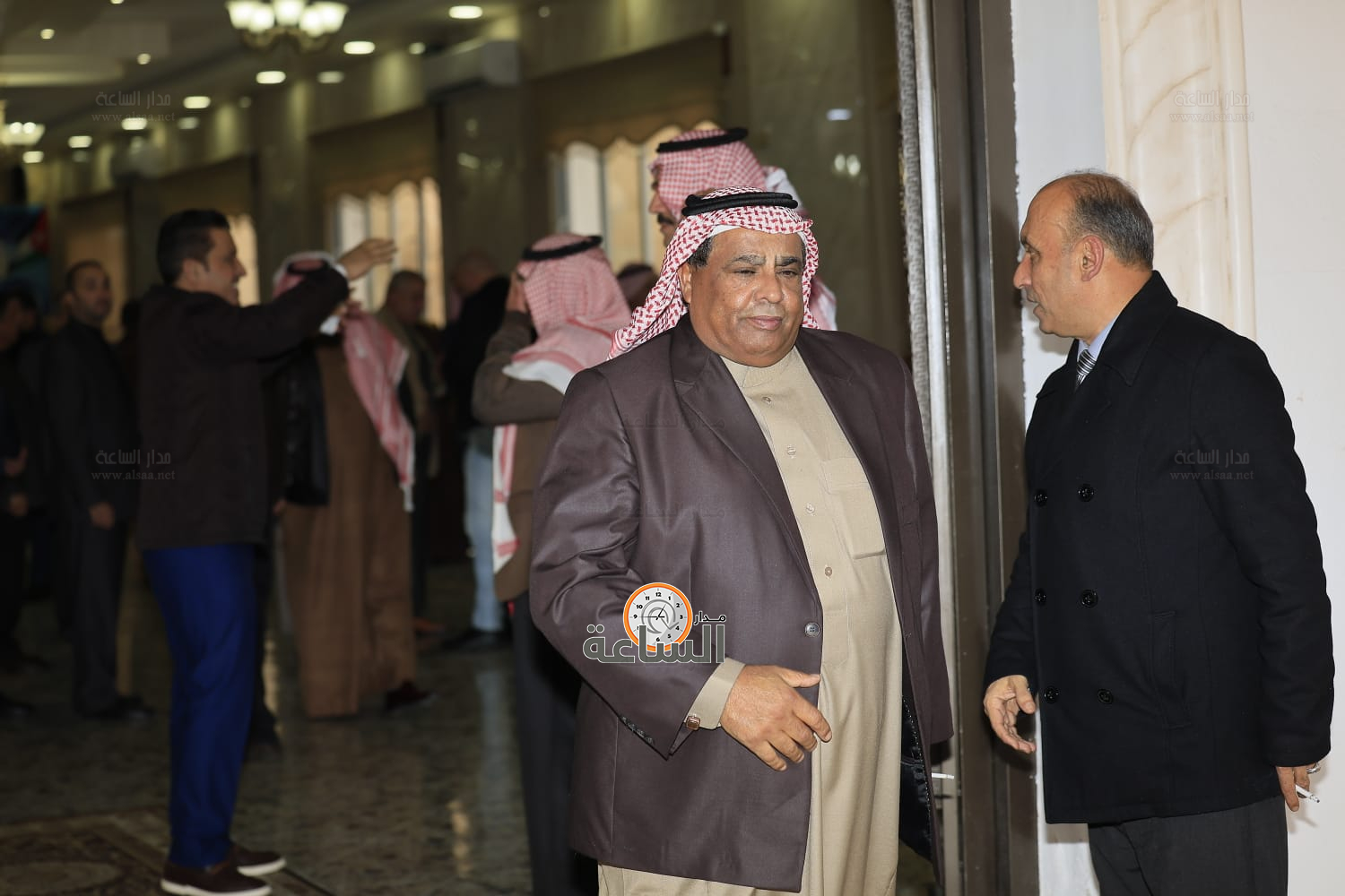 Madar Al-Saa Images 0.8984827941798785