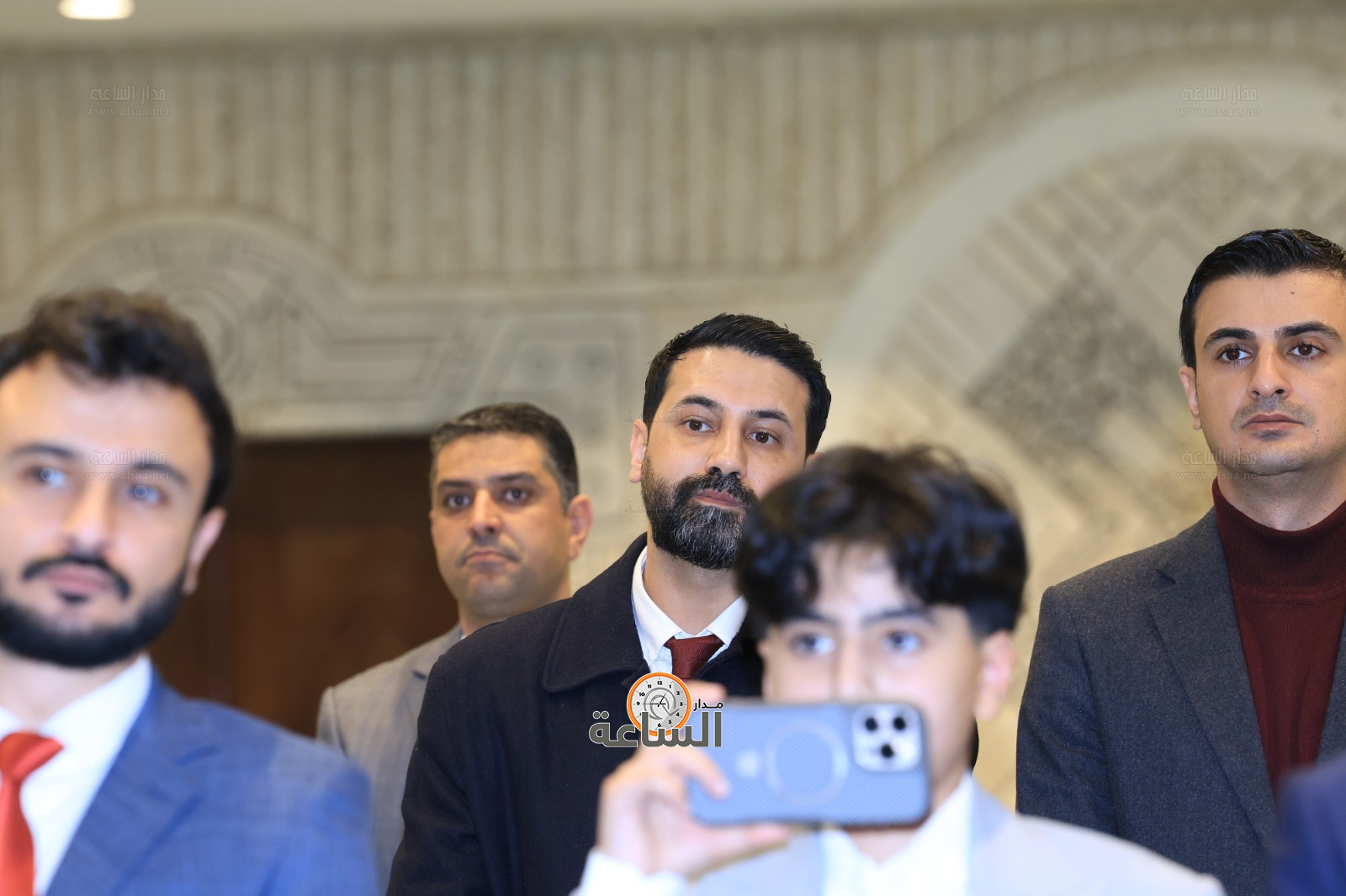 Madar Al-Saa Images 0.14299649561569372