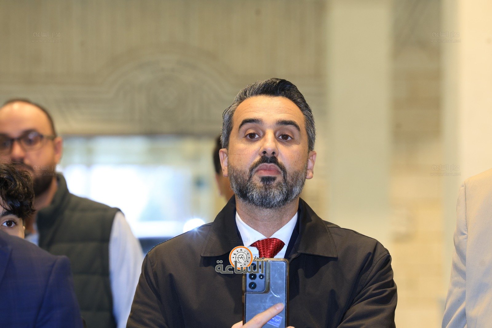 Madar Al-Saa Images 0.20376175071205516