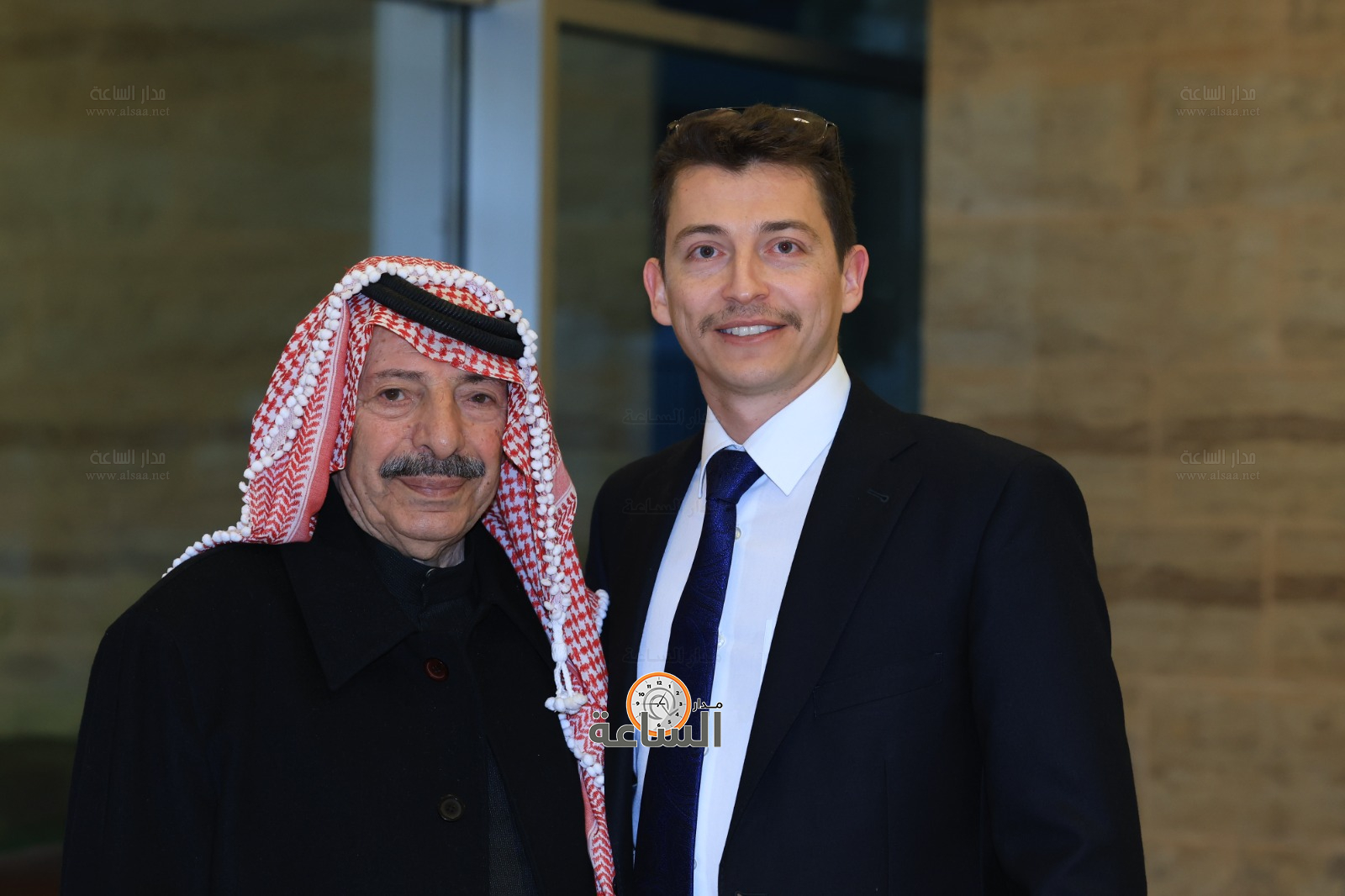 Madar Al-Saa Images 0.4072393643176835