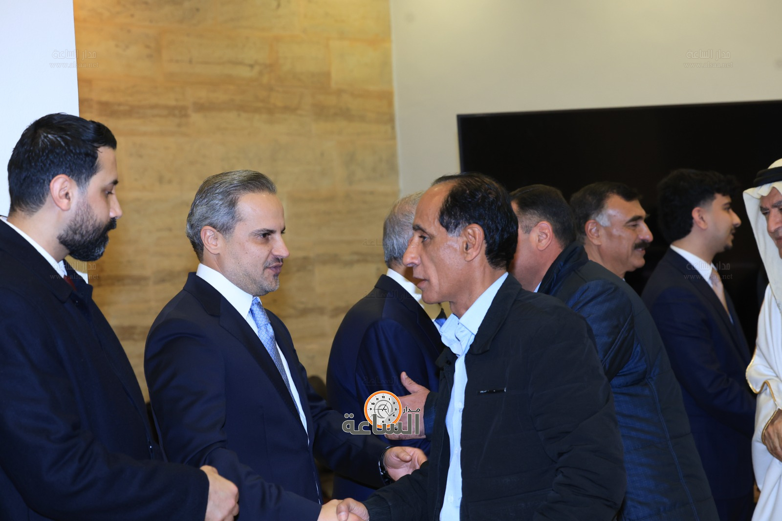 Madar Al-Saa Images 0.646114668936568