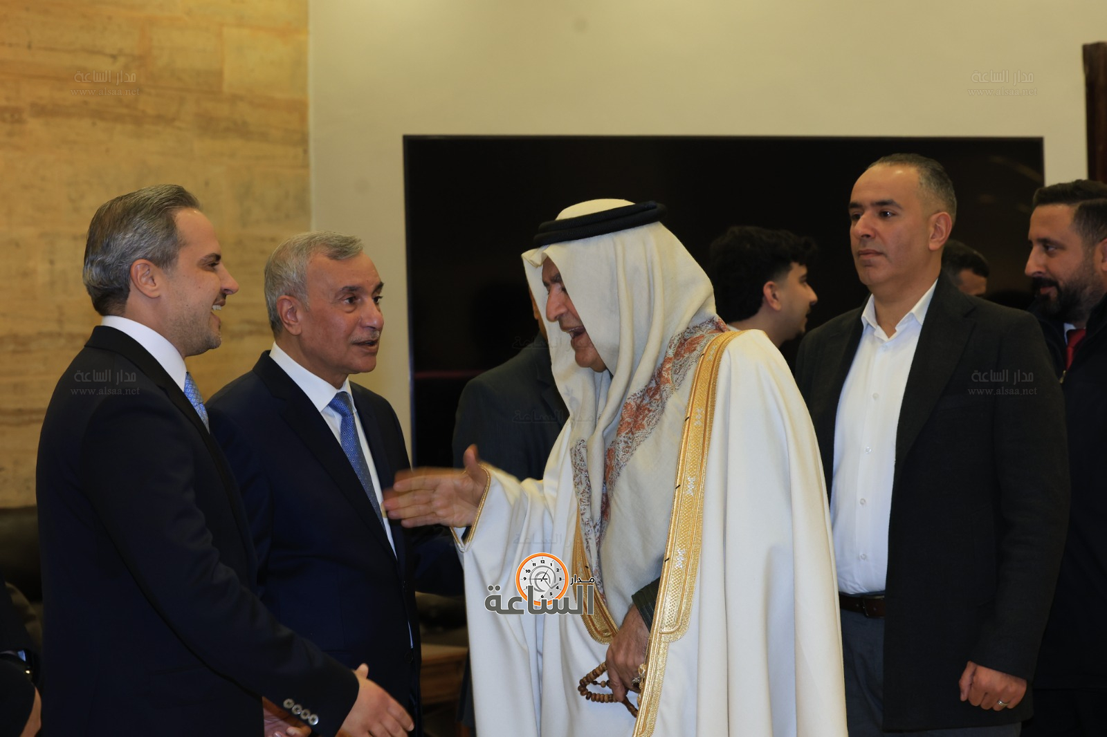 Madar Al-Saa Images 0.5896544249335272