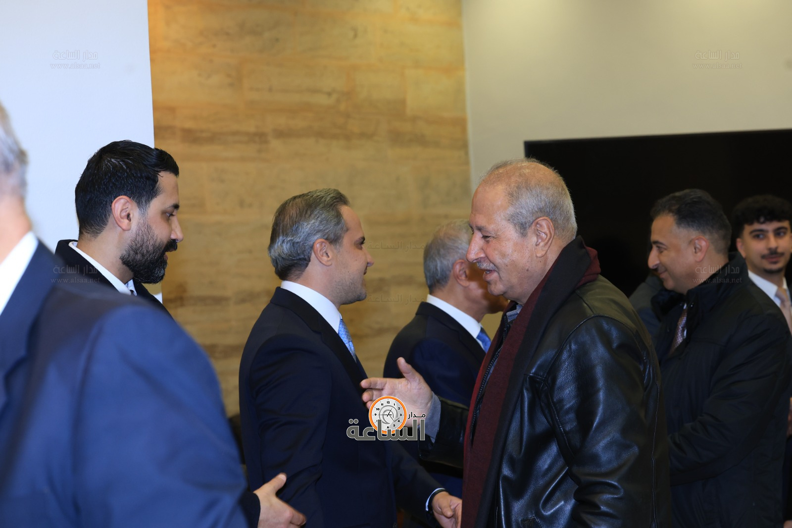 Madar Al-Saa Images 0.8666095608453744