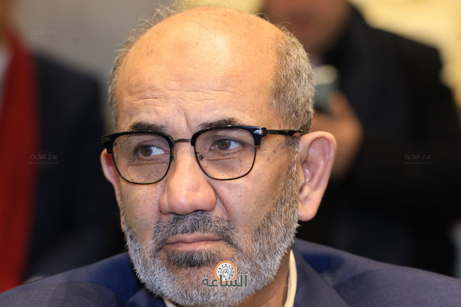 Madar Al-Saa Images 0.2998361480389312