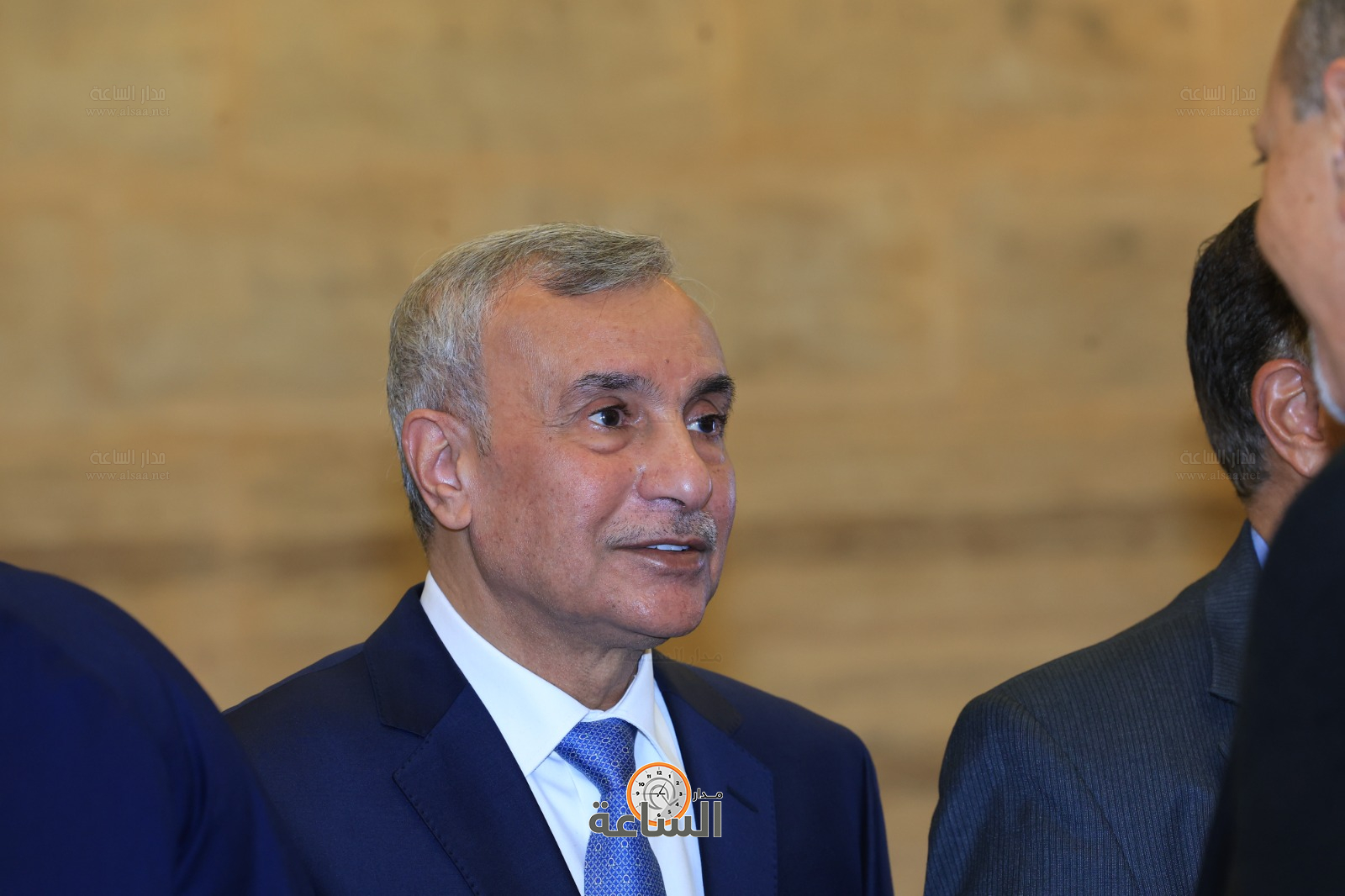 Madar Al-Saa Images 0.41746869095208605