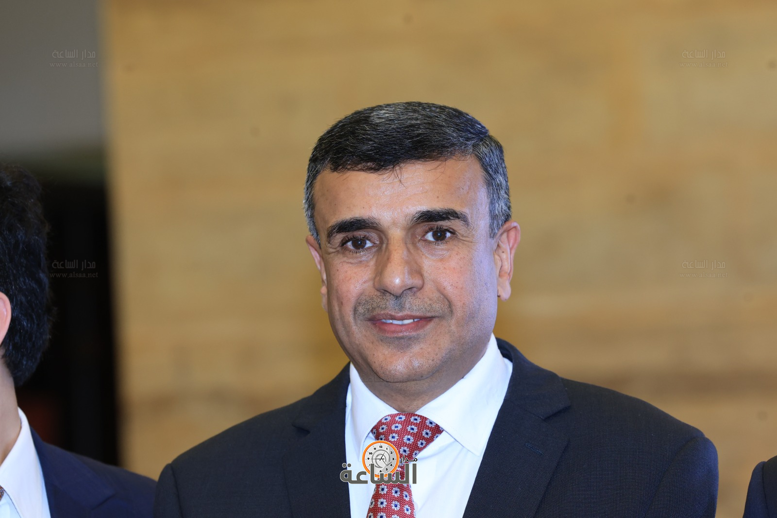 Madar Al-Saa Images 0.7098046675999483