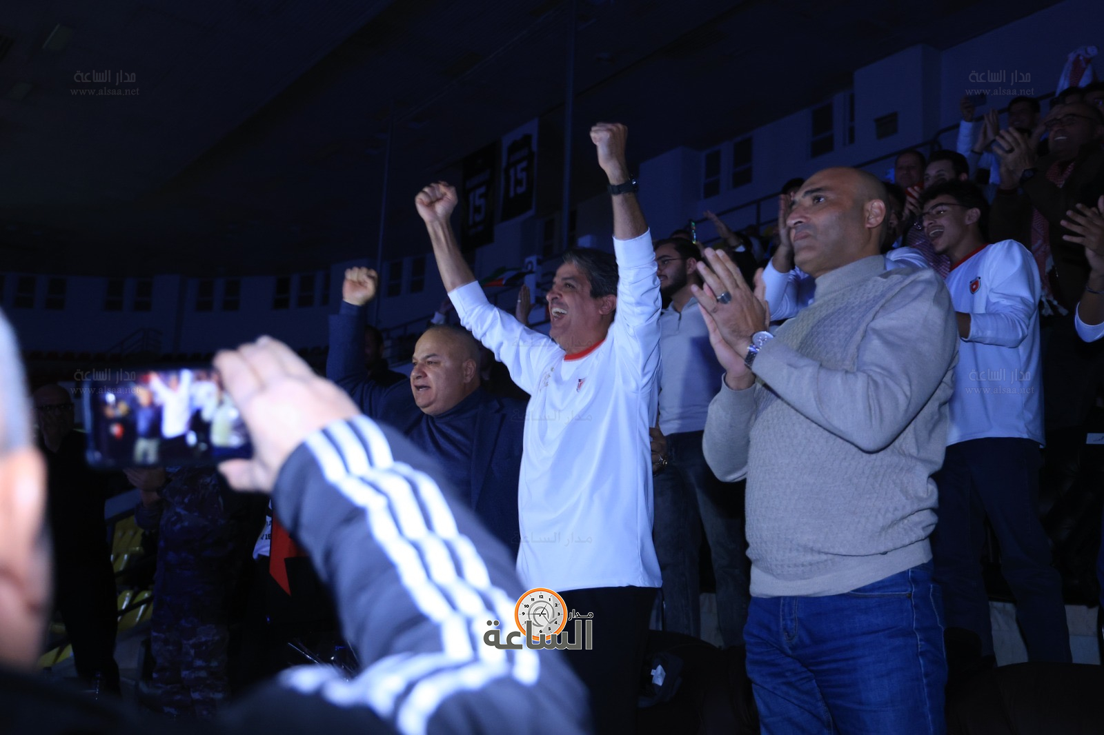 Madar Al-Saa Images 0.7187516161815423