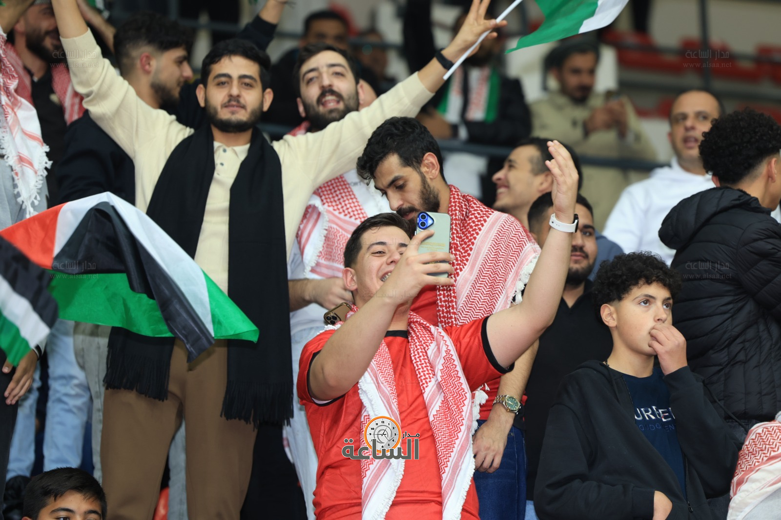 Madar Al-Saa Images 0.14097441995295745