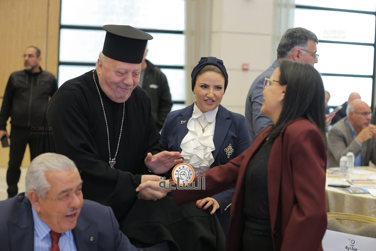 Madar Al-Saa Images 0.04366278002347279