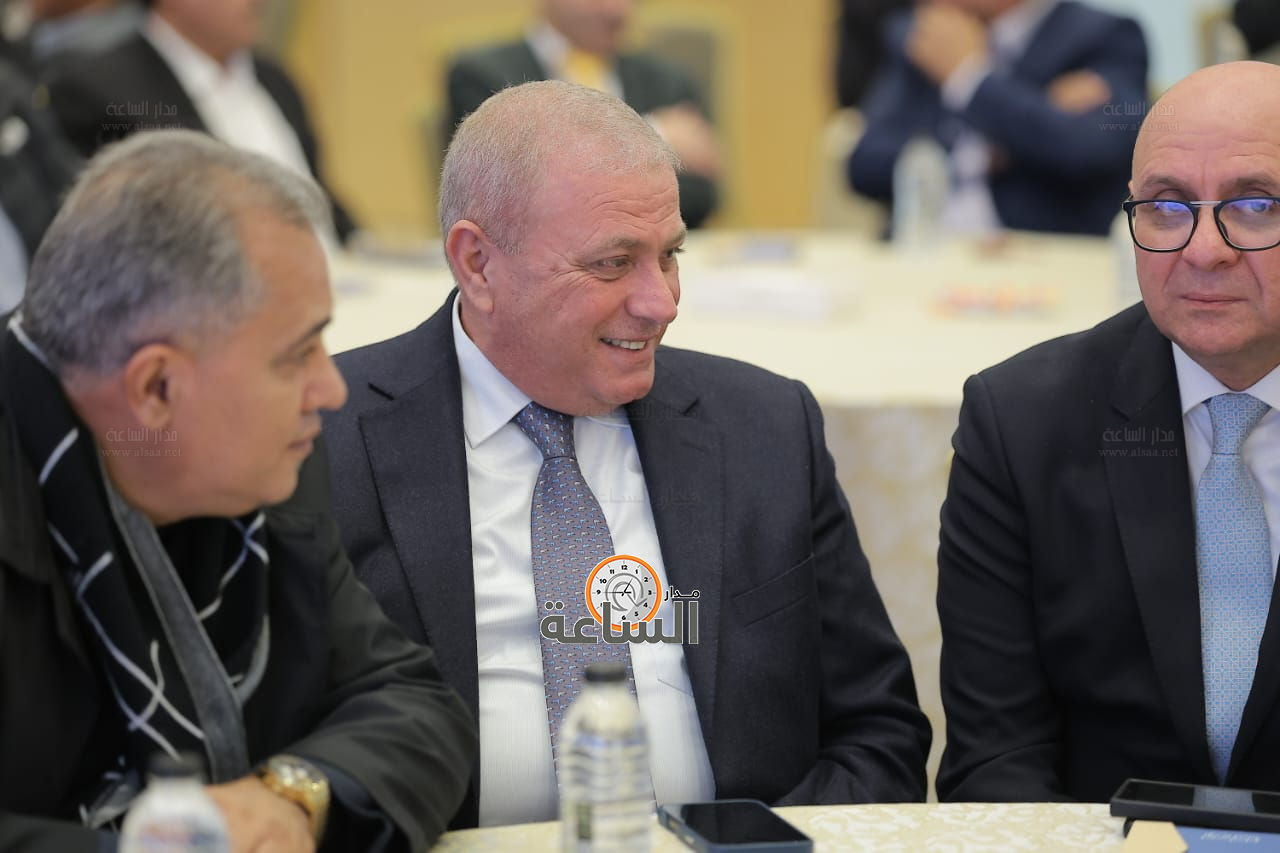 Madar Al-Saa Images 0.6802540911422018