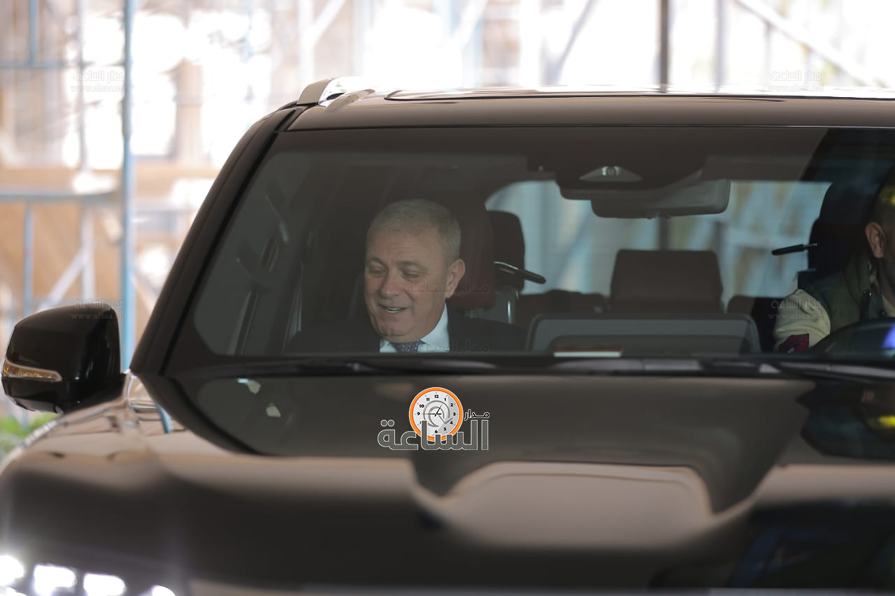 Madar Al-Saa Images 0.18467068025678013