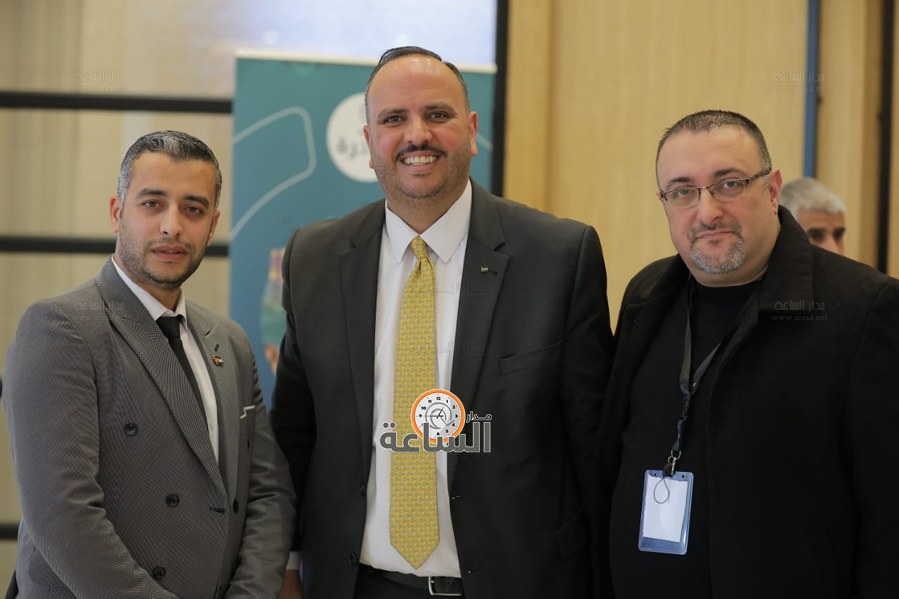 Madar Al-Saa Images 0.7024007333792027