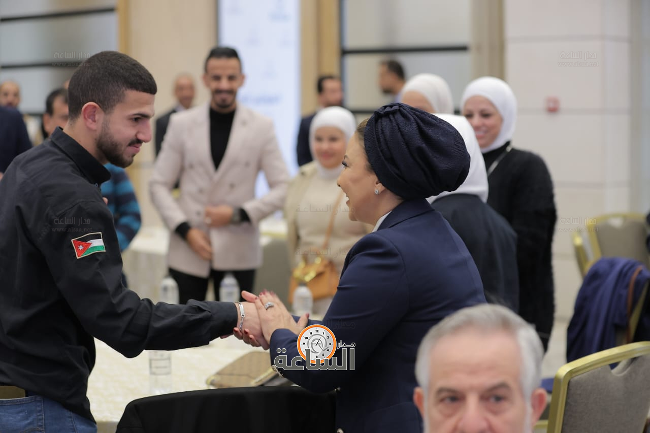 Madar Al-Saa Images 0.8771748289483577