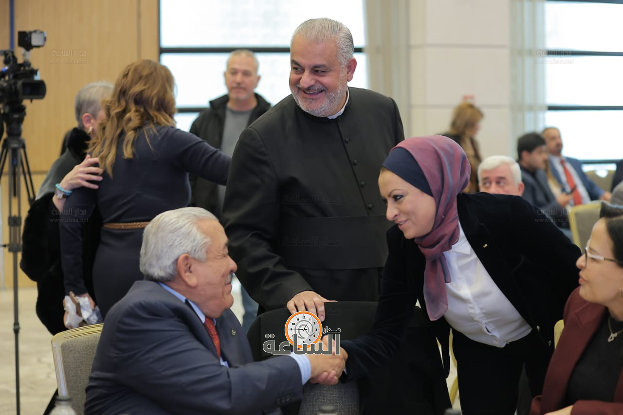 Madar Al-Saa Images 0.35345157953206463