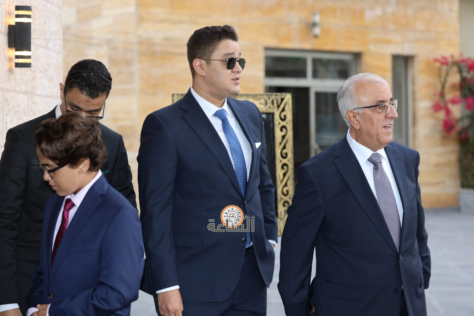 Madar Al-Saa Images 0.44539497739408473