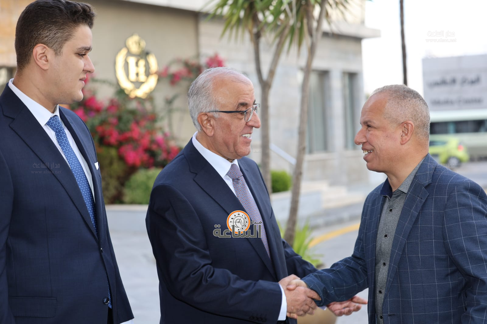 Madar Al-Saa Images 0.4428181674928964