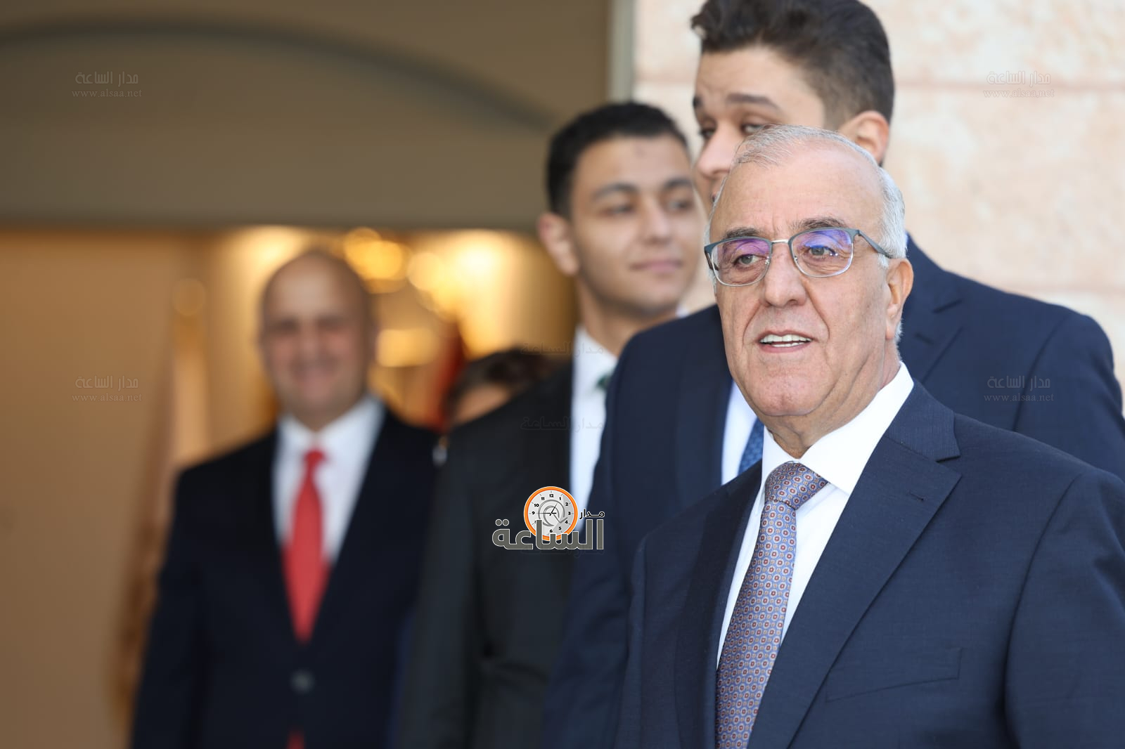 Madar Al-Saa Images 0.562059802792394