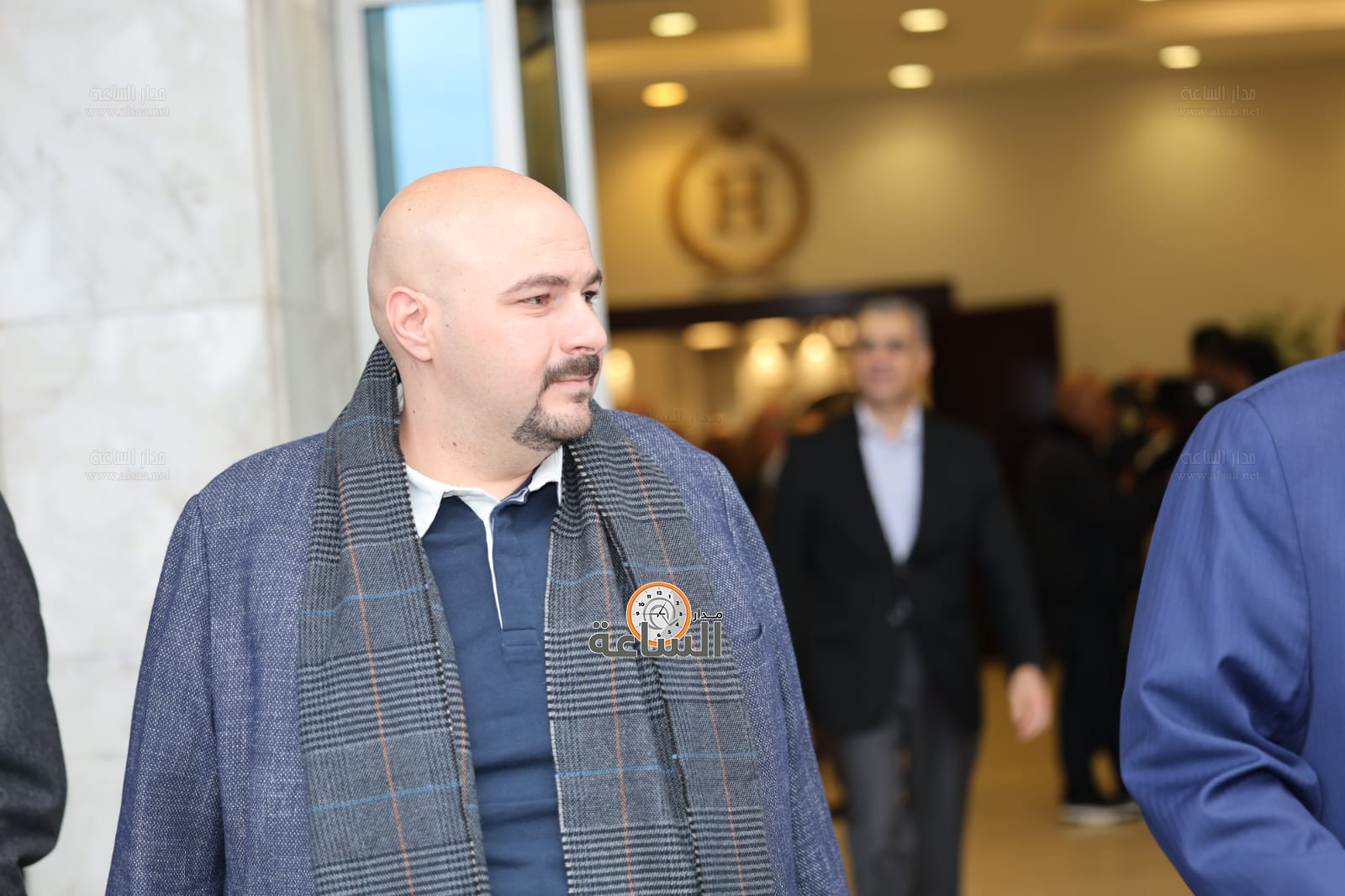 Madar Al-Saa Images 0.3914050845232653