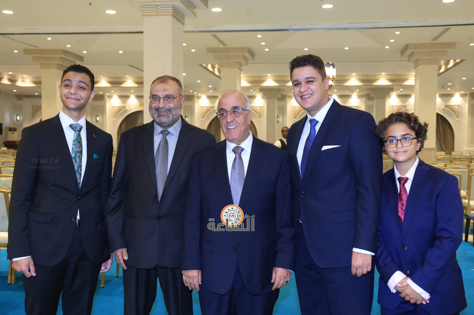 Madar Al-Saa Images 0.593612443126691