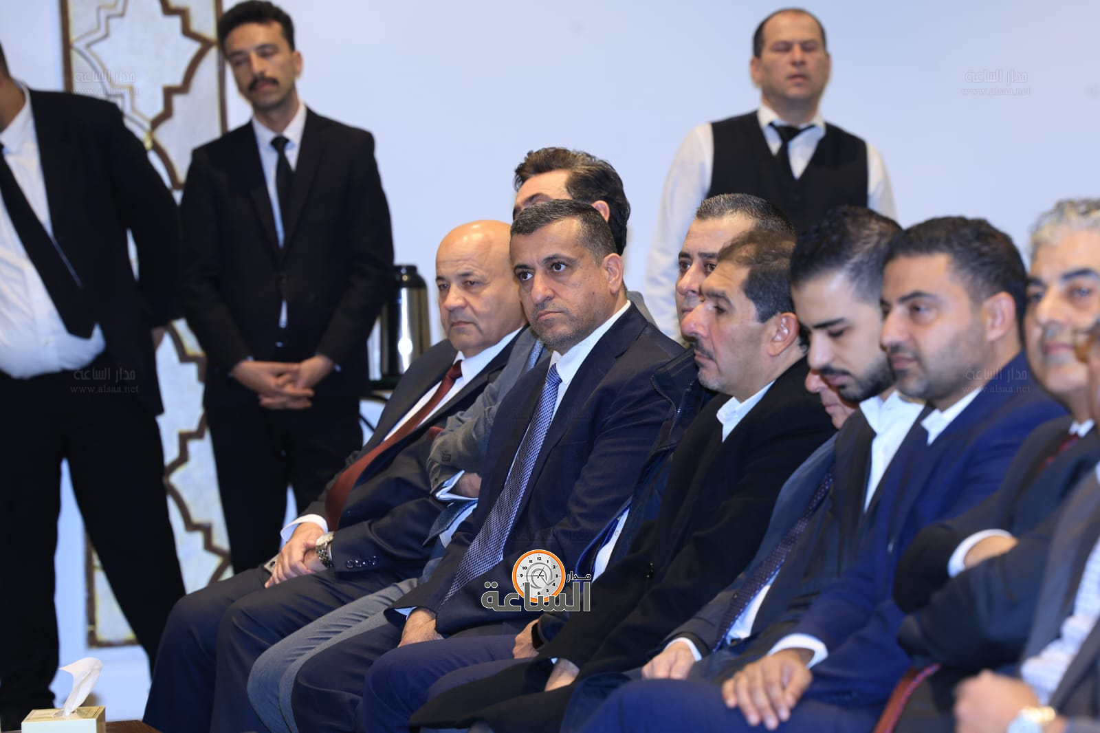 Madar Al-Saa Images 0.3775513095120153