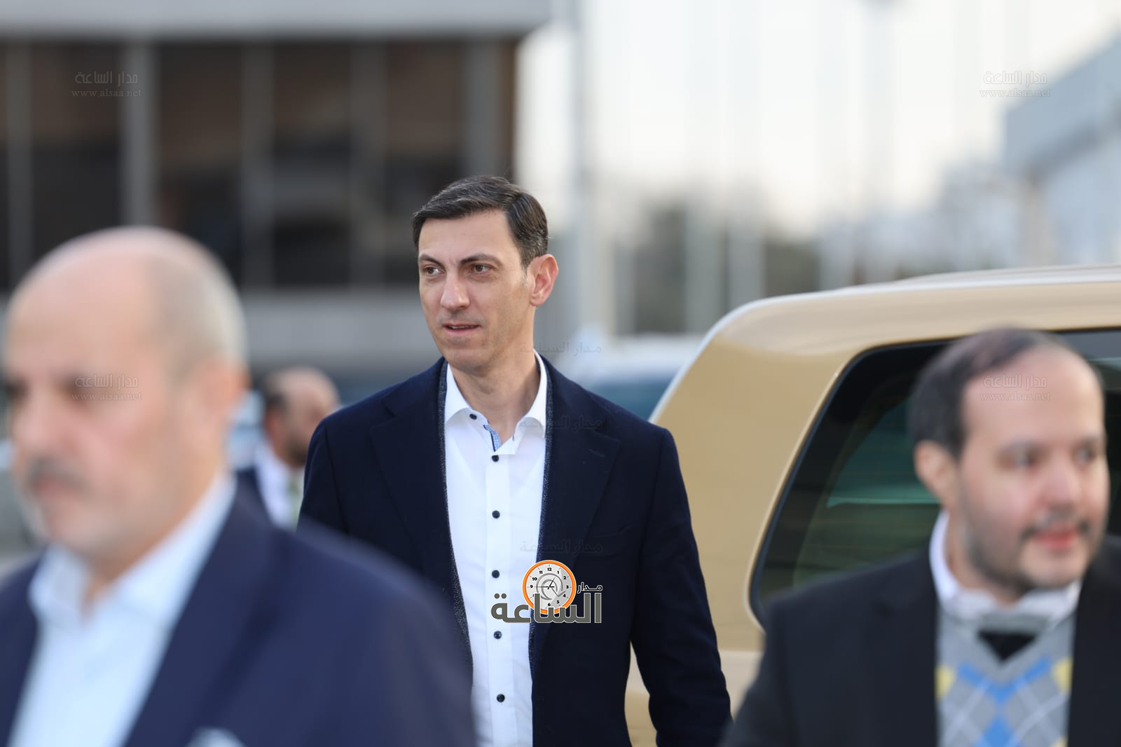 Madar Al-Saa Images 0.8980698106267453