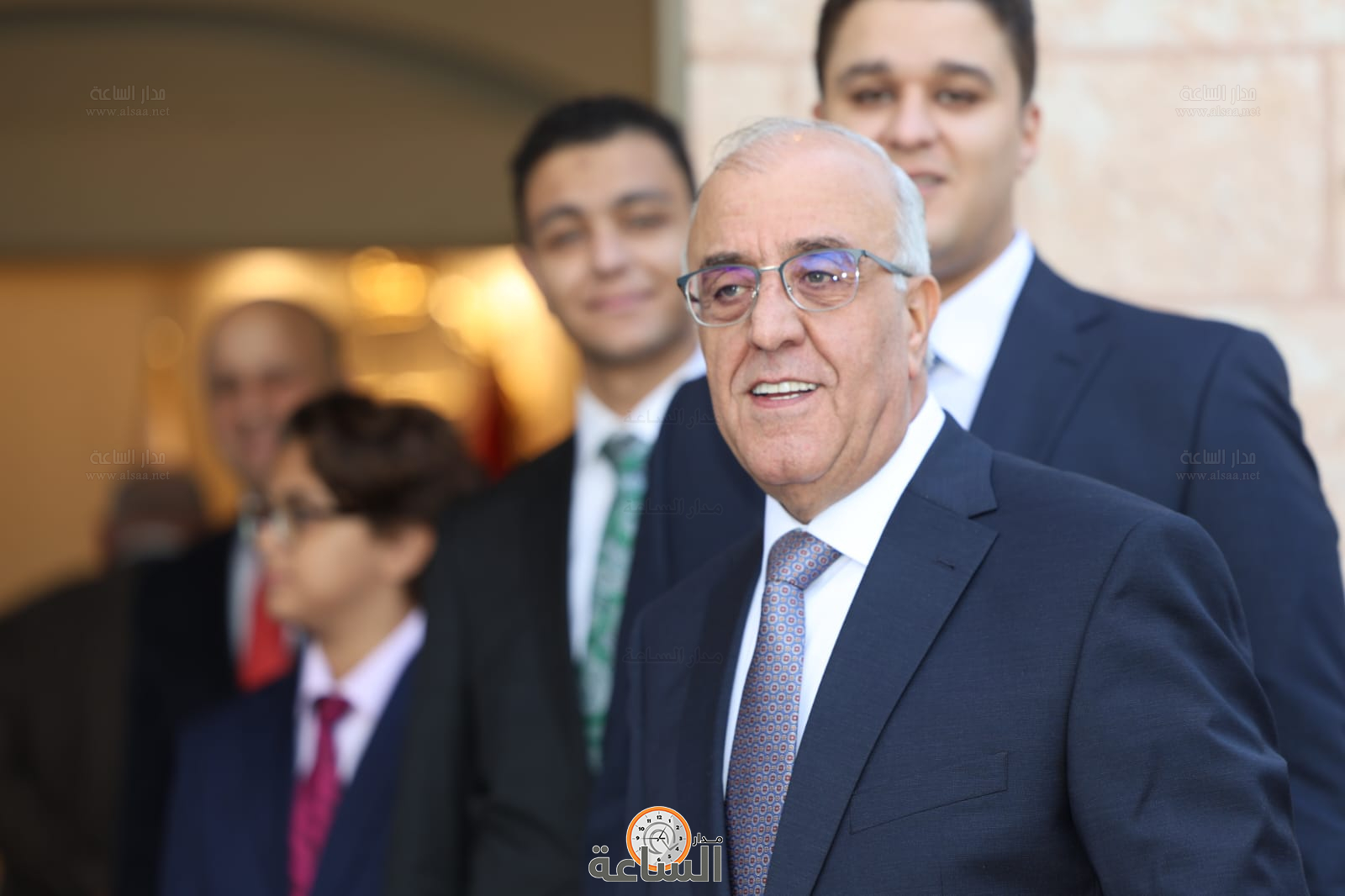 Madar Al-Saa Images 0.8589799632350821