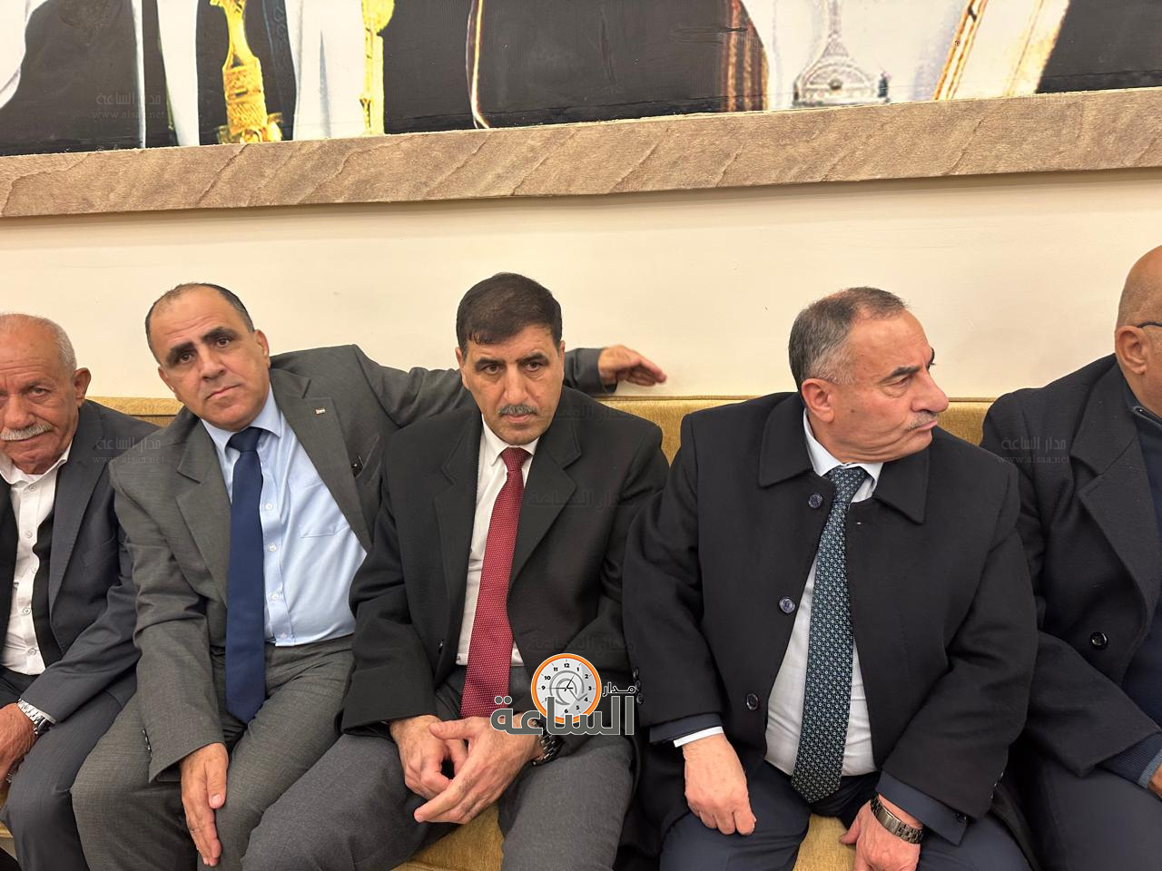 Madar Al-Saa Images 0.8389378923148862