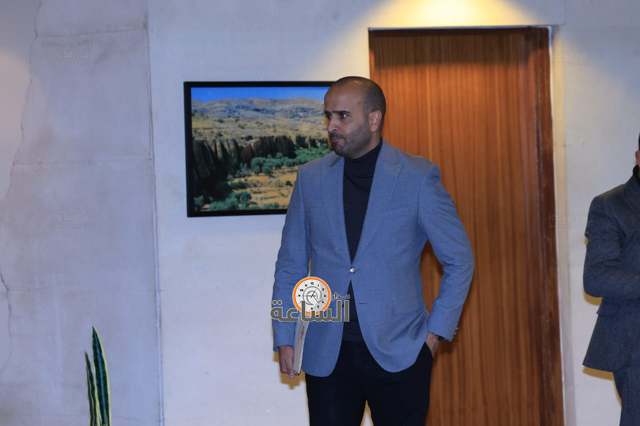 Madar Al-Saa Images 0.9321959271437201