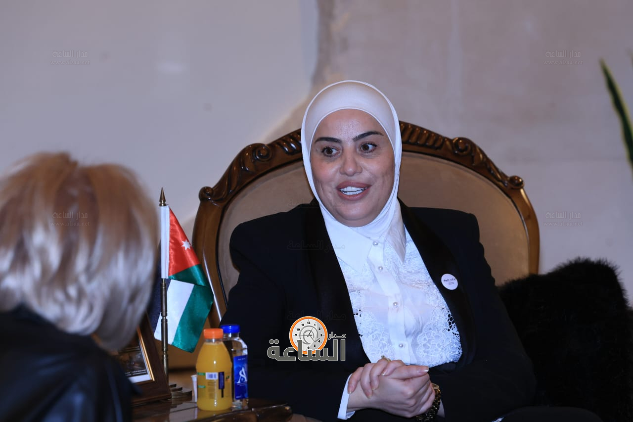 Madar Al-Saa Images 0.3939922848176295