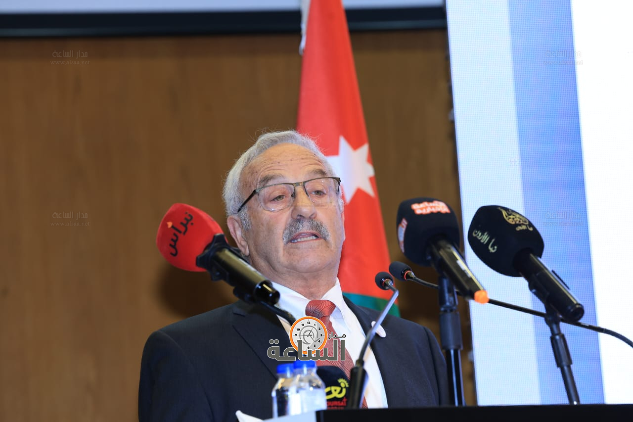 Madar Al-Saa Images 0.4115276448651849