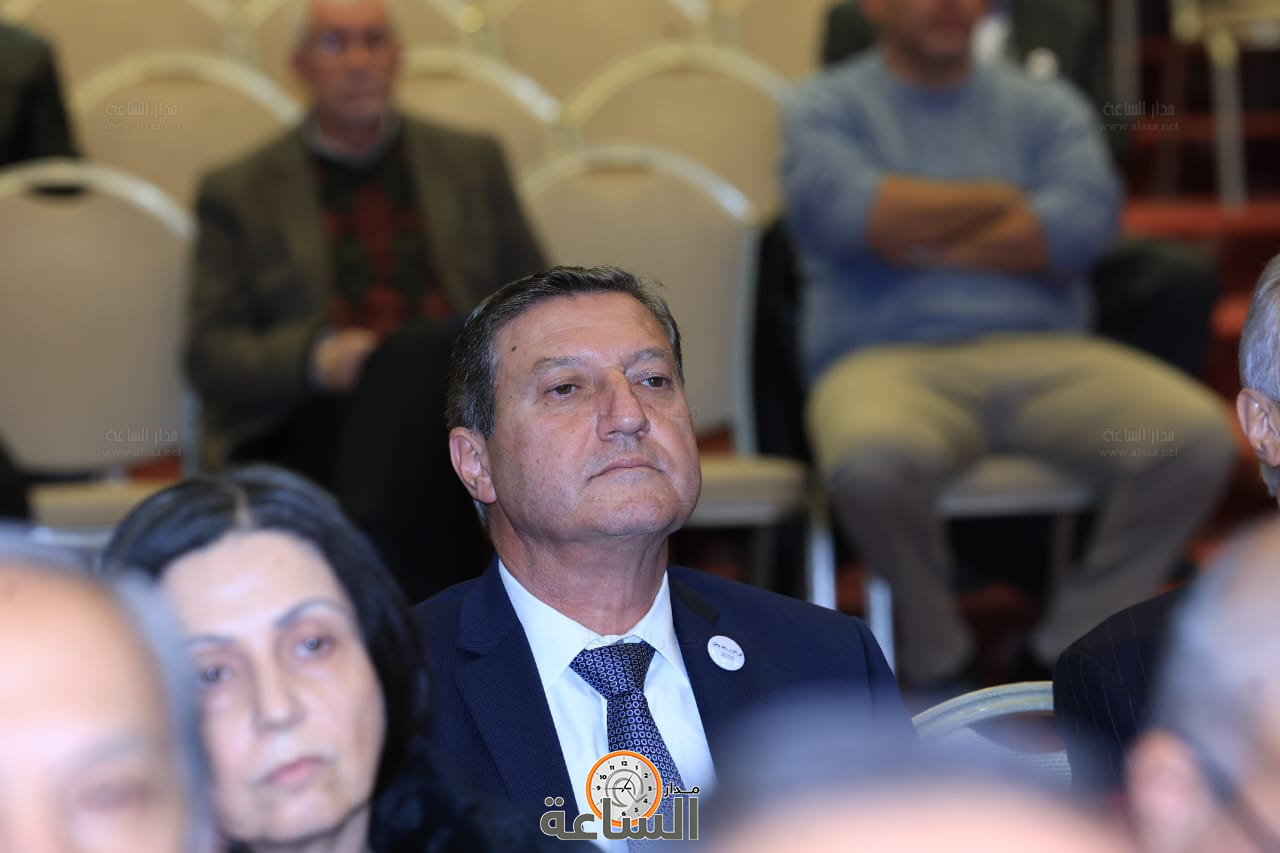 Madar Al-Saa Images 0.543096147528385