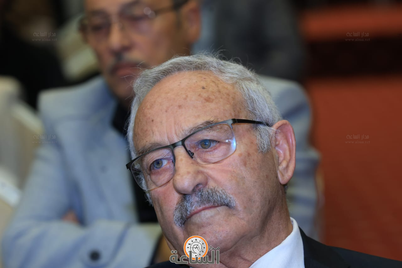 Madar Al-Saa Images 0.8093400288688208