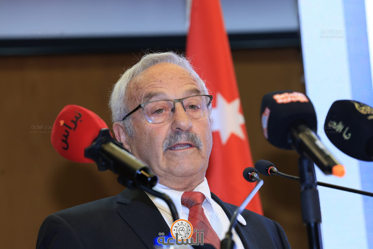 Madar Al-Saa Images 0.31998604831941313