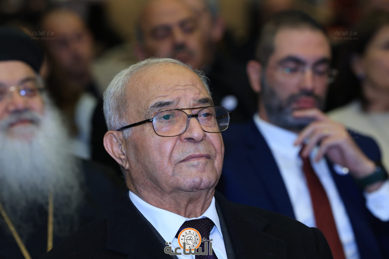 Madar Al-Saa Images 0.10332326934025926