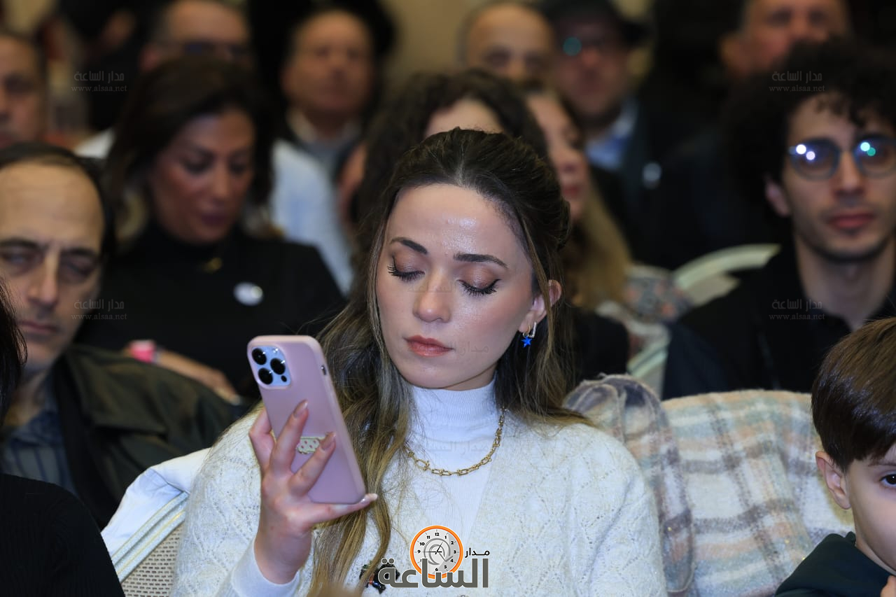 Madar Al-Saa Images 0.05290592793410587