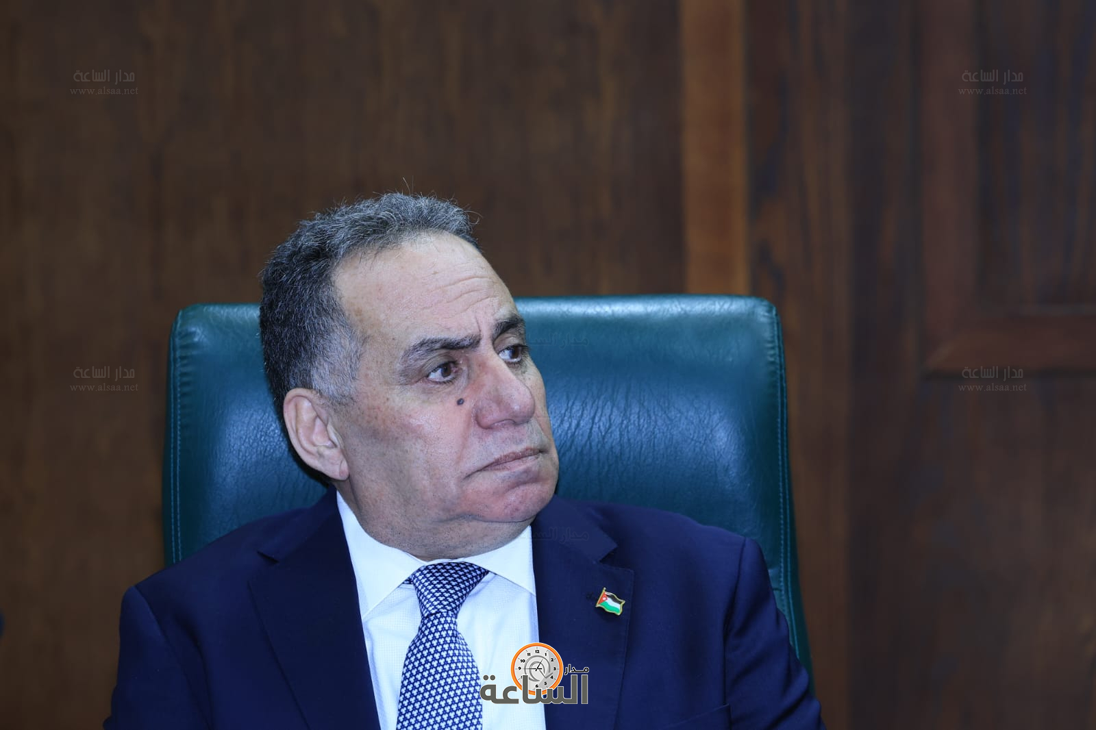 Madar Al-Saa Images 0.6616050618234727