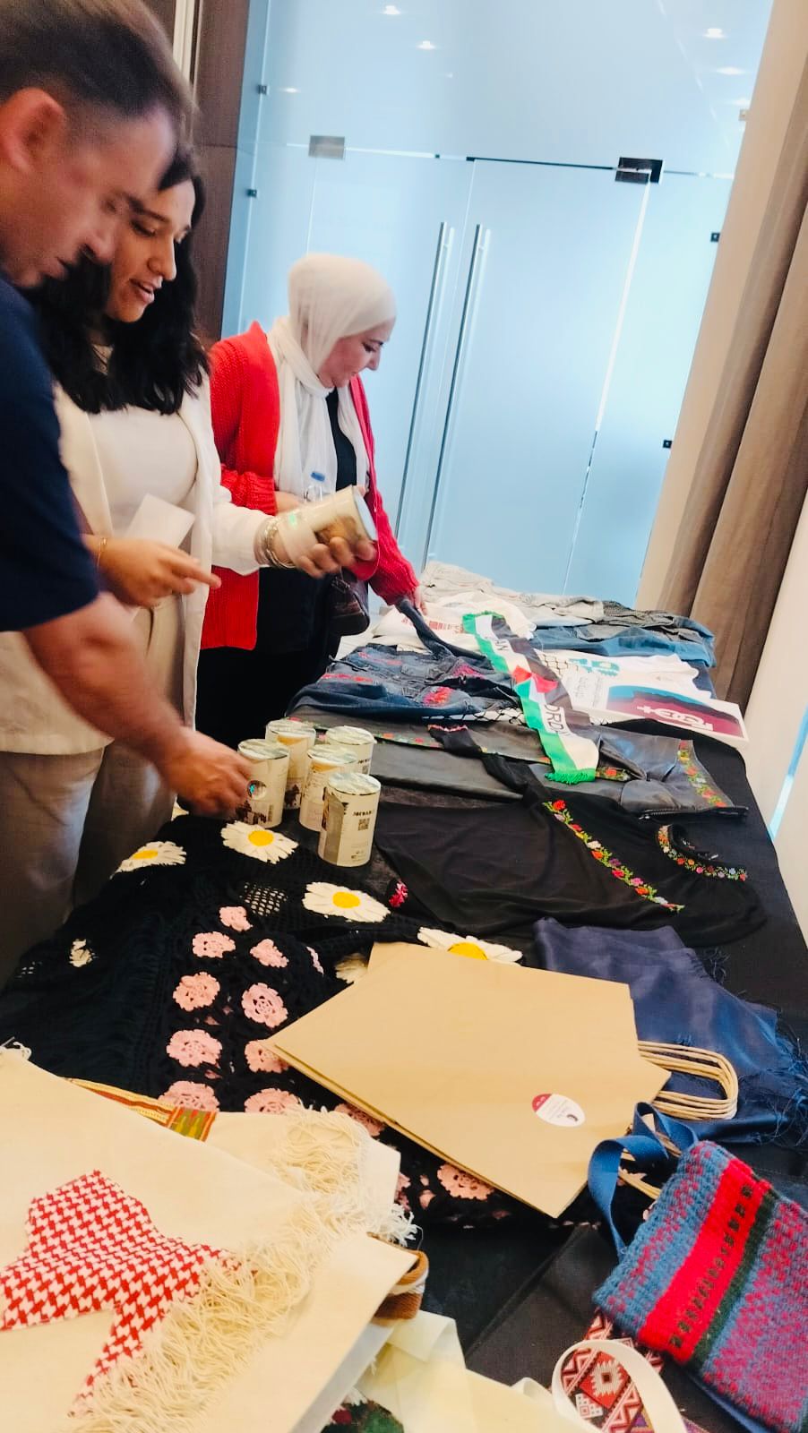 Madar Al-Saa Images 0.30336615480017703