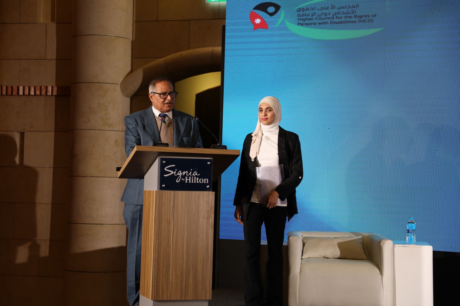 Madar Al-Saa Images 0.3199775765042382