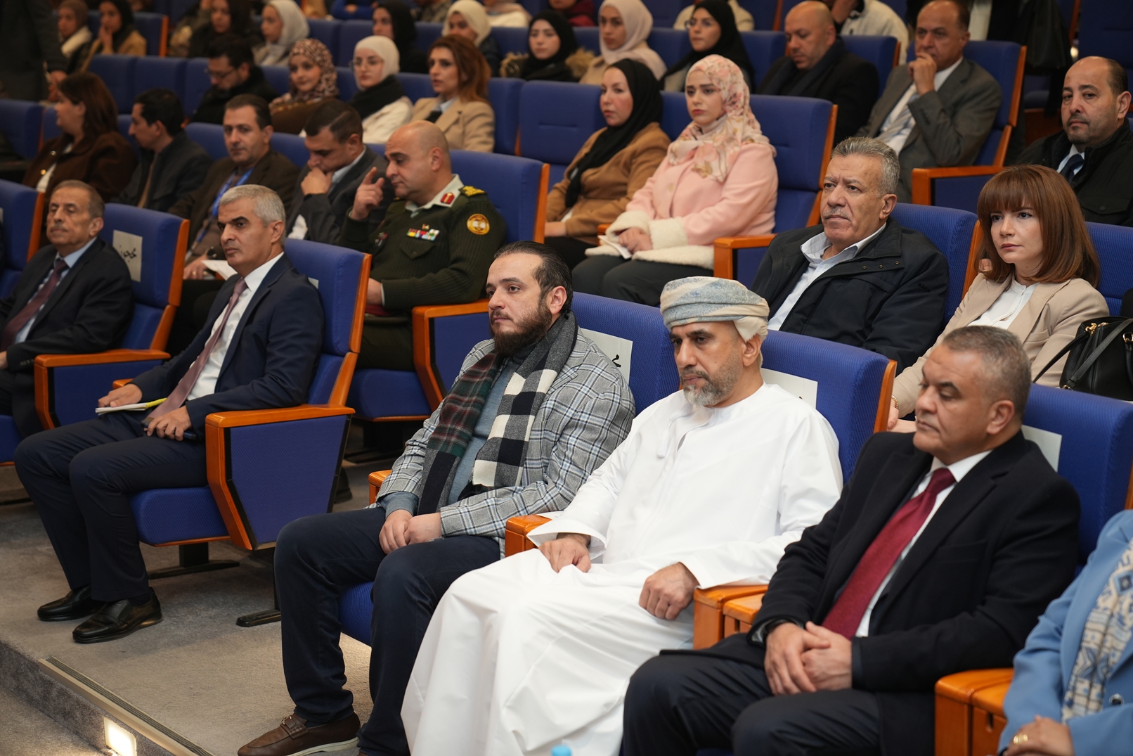 Madar Al-Saa Images 0.08064201534335436