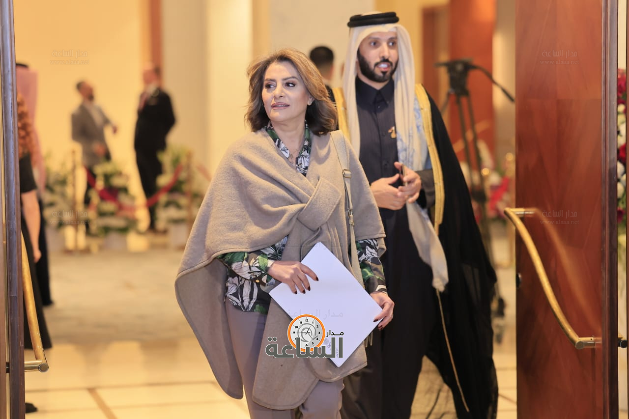 Madar Al-Saa Images 0.040014044985659636