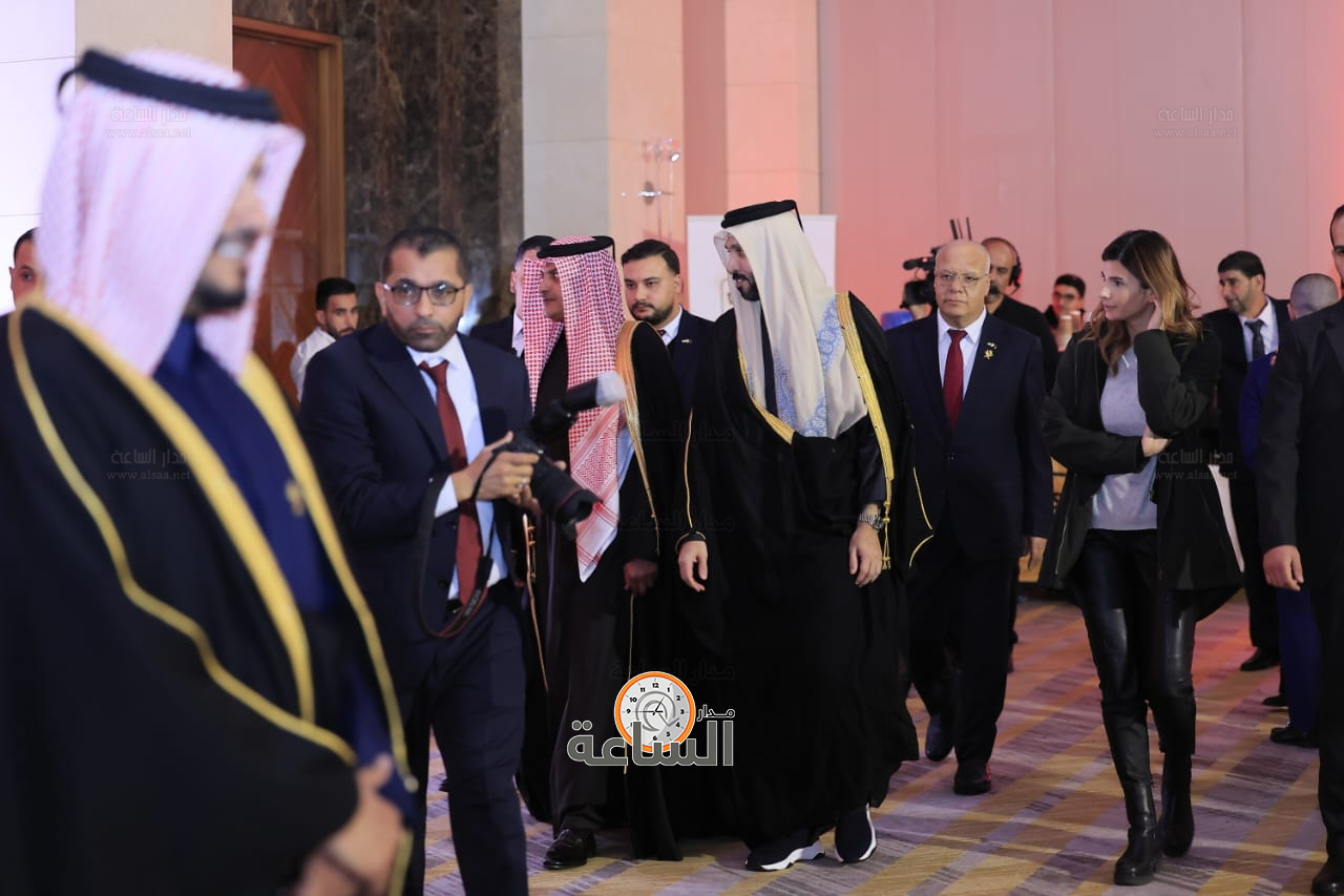 Madar Al-Saa Images 0.7412184085983644