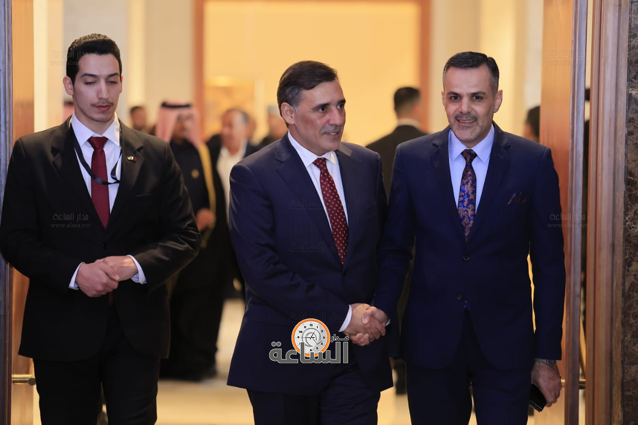 Madar Al-Saa Images 0.9821583413710617