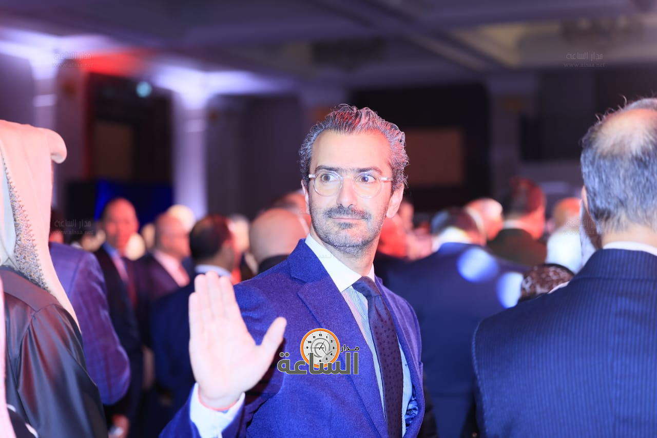 Madar Al-Saa Images 0.4885094358385248