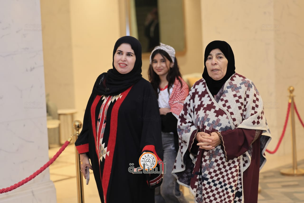 Madar Al-Saa Images 0.3764046987406927