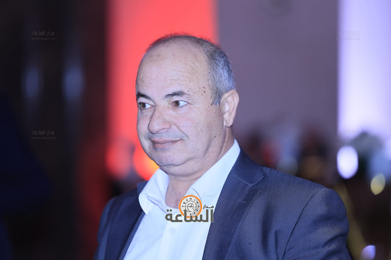 Madar Al-Saa Images 0.6052054103278287